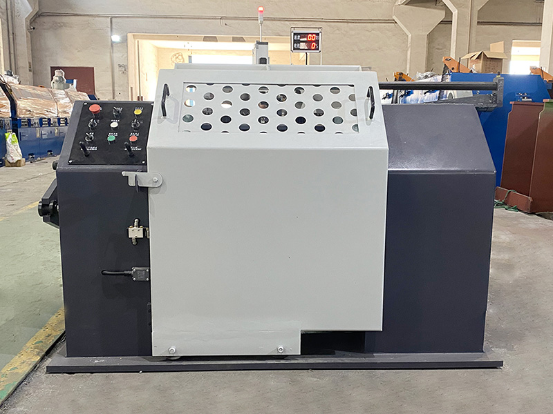 Makara Sarma Makinesi malzeme kalınlığı veya yoğunluğundaki değişiklikleri nasıl ele alıyor ve sarma gerilimini buna göre ayarlama esnekliğine sahip mi?