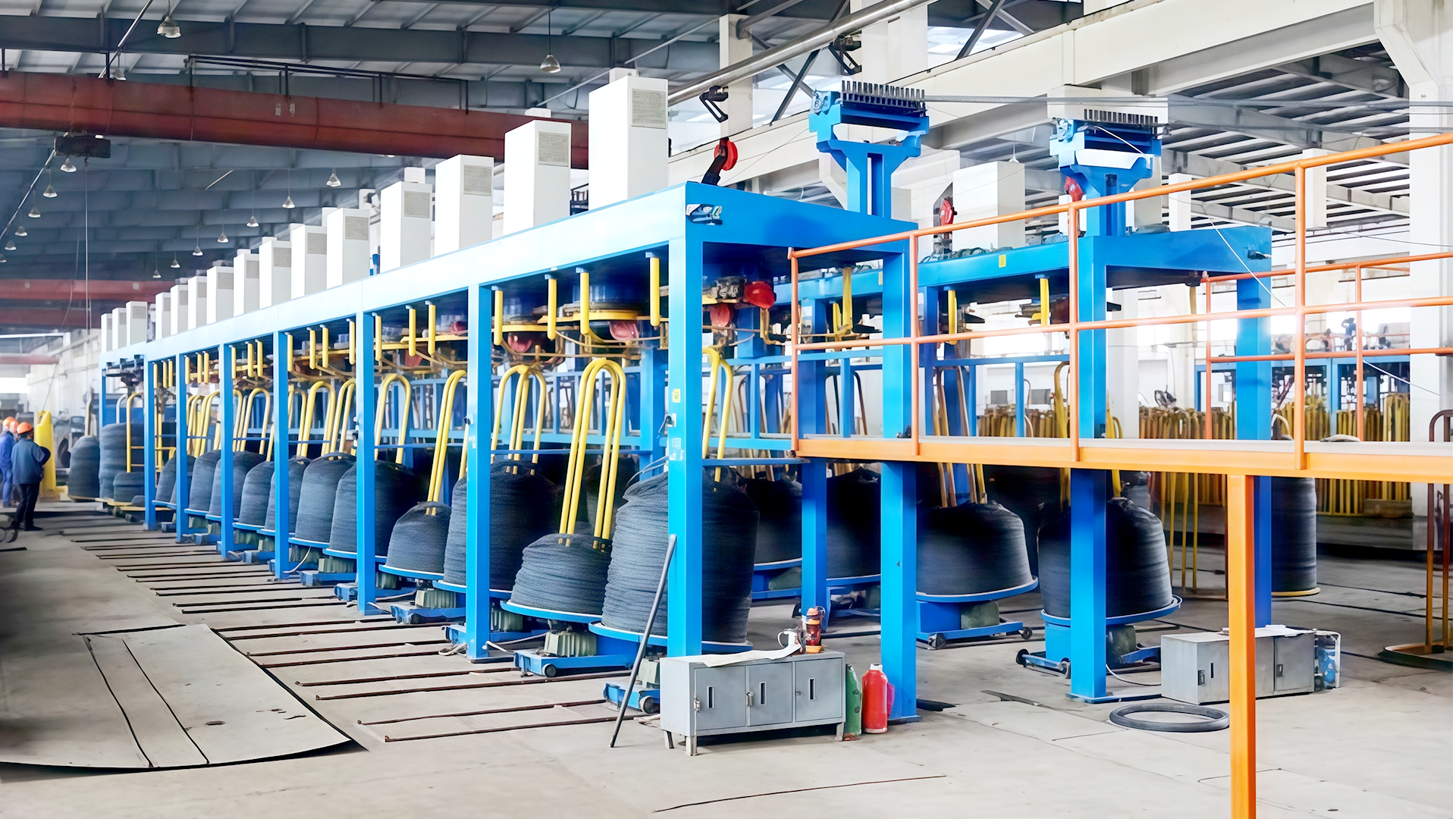 Tel Sarma Makinesi, tel sarma işlemi sırasında eşit gerilimin sağlanmasını nasıl sağlar?